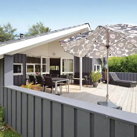 Stunning In Vaeggerlose With Kitchen Casa vacanze *